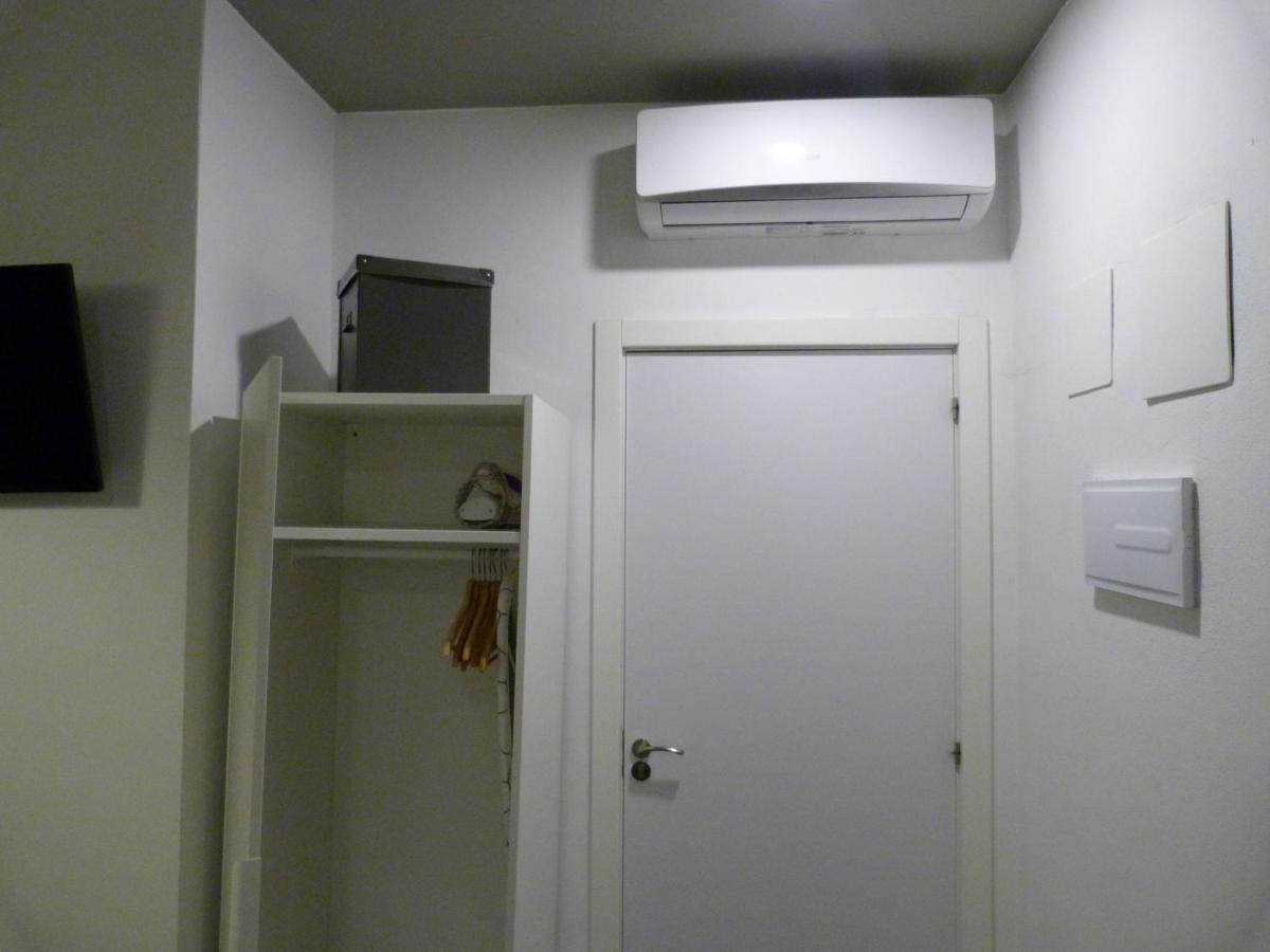 Cozy Rooms 45 Valencia Luaran gambar