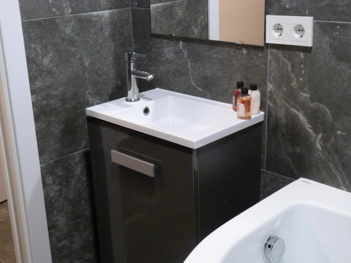 Cozy Rooms 45 Valencia Luaran gambar